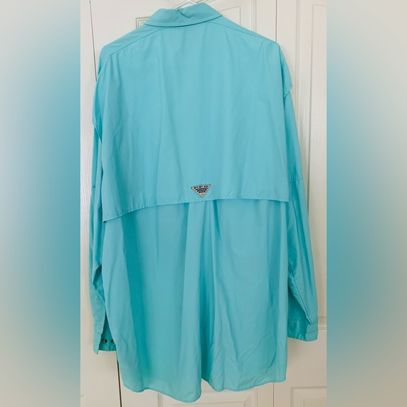 Men’s long sleeve button down fishing shirt - Picture 2 of 3